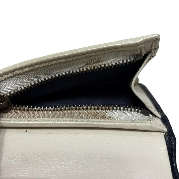 Auth GUCCI GG Marmont 573811 Cream Black Leather - Bifold Wallet - Picture 6 of 7